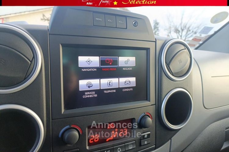 Citroen Berlingo SHINE 1.6 BlueHDi 120 CAMERA AR+TOIT ZENITH+GPS - <small></small> 13.880 € <small>TTC</small> - #19