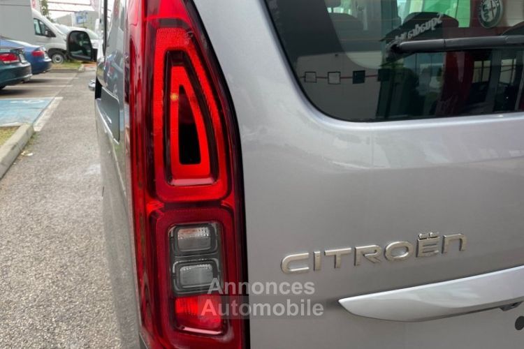 Citroen Berlingo Taille M - 1.5 BlueHDI 100ch S&S PLUS 5 places - <small></small> 26.990 € <small>TTC</small> - #12