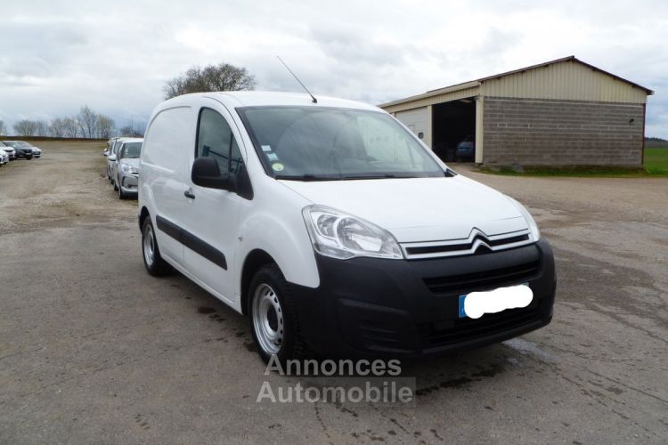 Citroen Berlingo UTILITAIRE 1.6 BLUE HDI 75CH 3 PLACES CLUB M - <small></small> 11.700 € <small>TTC</small> - #2