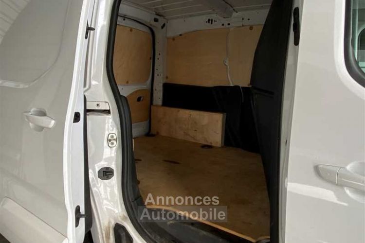 Citroen Berlingo VAN FOURGON TAILLE M 650kg BlueHDi 100ch BVM6 Club - <small></small> 18.980 € <small>TTC</small> - #5