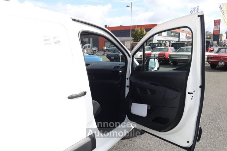 Citroen Berlingo XL BlueHDi 100 SetS BVM DRIVER - <small></small> 17.290 € <small>TTC</small> - #37