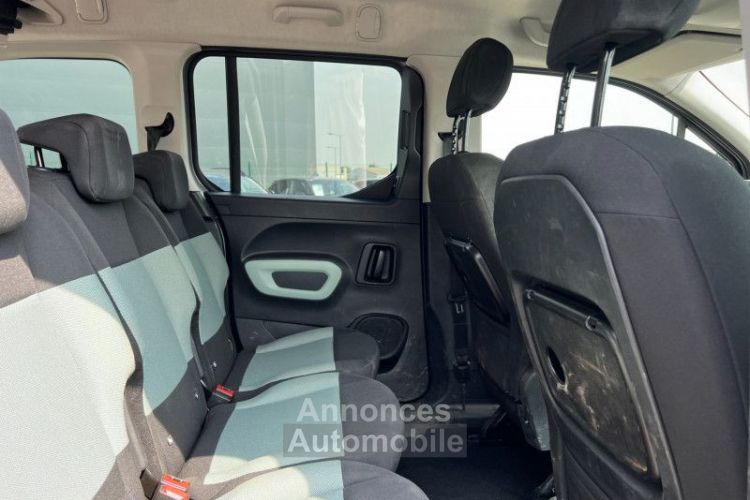 Citroen Berlingo XL HDI 130 CH EAT8 1ERE MAIN CARPLAY GPS TEL - <small></small> 20.490 € <small></small> - #4