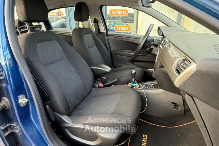 Citroen C-Elysee C-Elysée Citroën 1.2 82CH CONFORT CAMERA CARPLAY - <small></small> 5.990 € <small>TTC</small> - #15