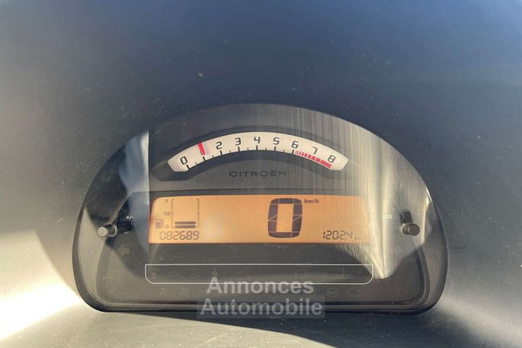 Citroen C2 1.1i | Euro 4 LEZ toegankelijk Radio - <small></small> 3.900 € <small>TTC</small> - #8