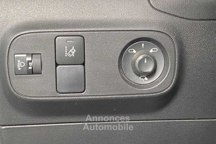 Citroen C3 1.2 PureTech 82 S&S BVM5 Feel - <small></small> 11.290 € <small>TTC</small> - #15