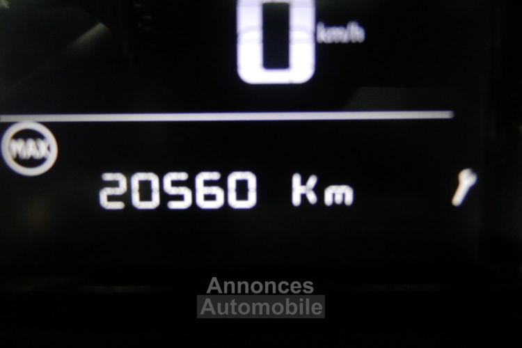 Citroen C3 1.2i PureTech Shine (navi Clim Pdc Appel Car Play) - <small></small> 10.800 € <small></small> - #21