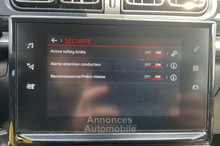 Citroen C3 1.2L 110ch S&S - BV EAT6 Shine / CARPLAY - GPS - CLIM AUTO - 1 MAIN - <small></small> 12.490 € <small>TTC</small> - #23