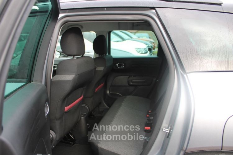 Citroen C3 Aircross C-SERIES ESSENCE 110 CV GPS 3D CAMÉRA RE USB JA 16 ATTELAGE RÉGULATEUR BLUETOOTH - <small></small> 11.500 € <small>TTC</small> - #9