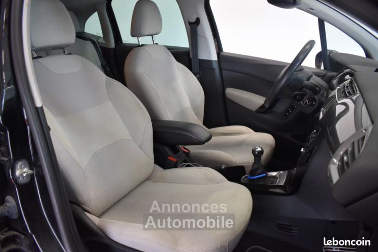 Citroen C3 Citroën GENERATION-II 1.2 PURETECH 82ch EXCLUSIVE SUIVI GARANTIE 6 A 60 MOIS - <small></small> 7.490 € <small>TTC</small> - #12