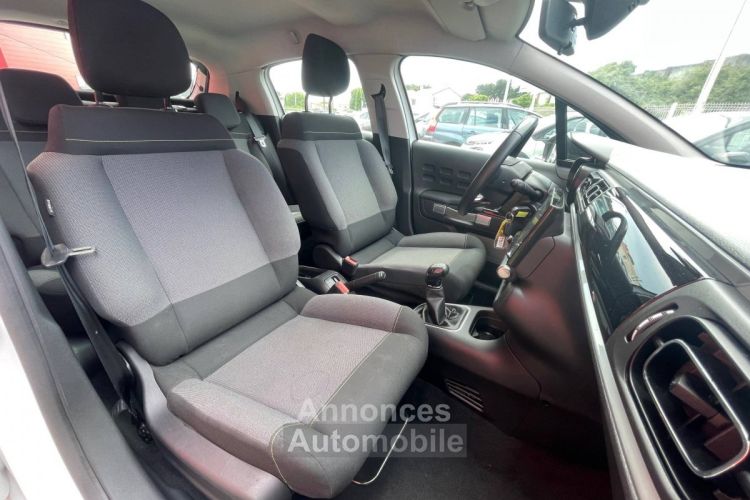 Citroen C3 Citroën III 1.2 PureTech 83ch S&S Shine - <small></small> 12.590 € <small>TTC</small> - #10