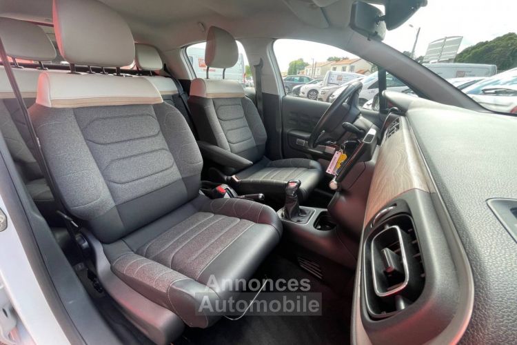 Citroen C3 Citroën III 1.2 PureTech 83ch S&S Shine - <small></small> 12.490 € <small>TTC</small> - #11