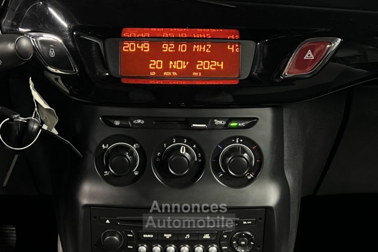 Citroen C3 II PHASE 2 - 1.2 82 Cv PREMIERE MAIN / BLUETOOTH CRIT AIR 1 - GARANTIE 1 AN - <small></small> 7.470 € <small>TTC</small> - #13