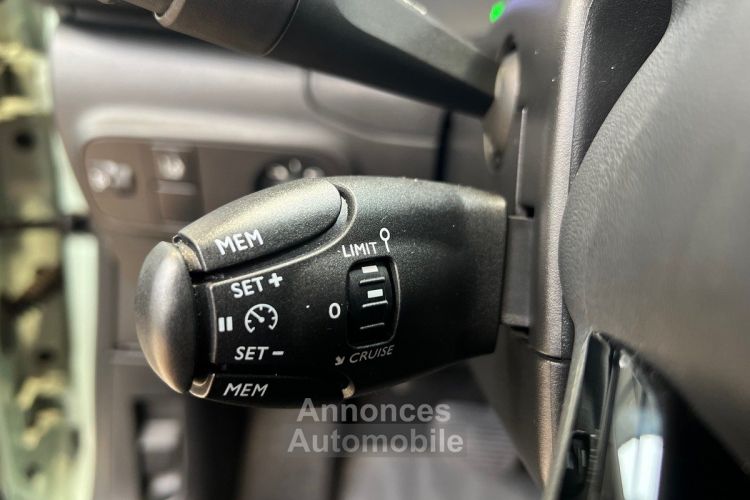 Citroen C3 III 1.2 110 ch S&S SHINE EAT6 GPS/CARPLAY/CAMERA/REGULATEUR - <small></small> 10.990 € <small>TTC</small> - #22