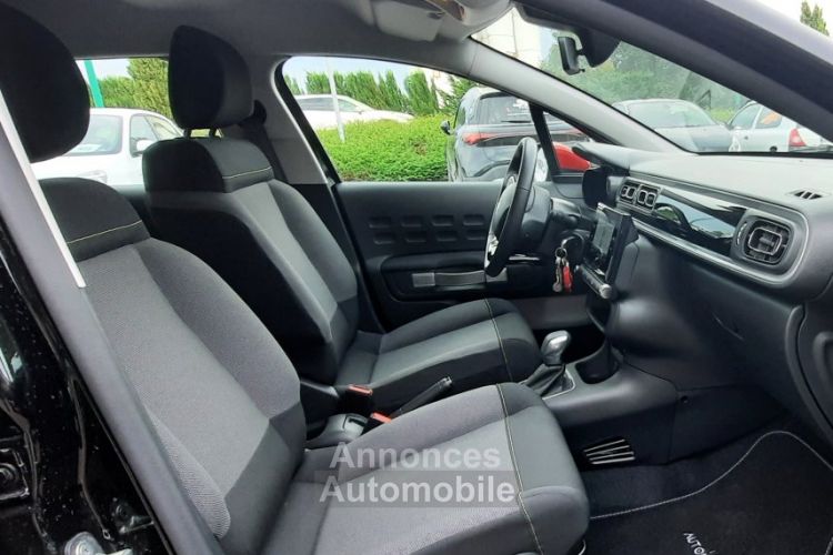 Citroen C3 III 1.2 EAT6 SHINE boite auto 110CH - <small></small> 15.990 € <small>TTC</small> - #26