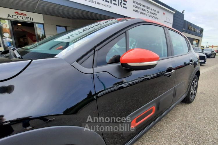 Citroen C3 III 1.2 EAT6 SHINE boite auto 110CH - <small></small> 15.990 € <small>TTC</small> - #35