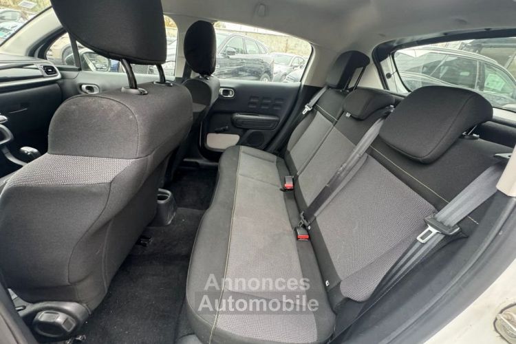 Citroen C3 III 1.2 VTi 82 cv ,GRAPHIC , ANDROID-APPLE CAR PLAY-HISTRORIQUE COMPLET-GARANTIE - <small></small> 10.990 € <small>TTC</small> - #10