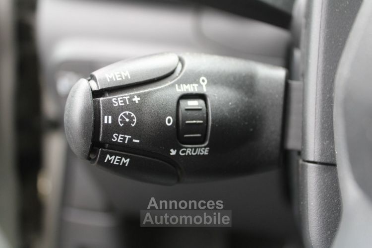 Citroen C3 PHASE 4 FEEL PLUS 100 CV 1L5 BLUEHDI GPS USB ABS RÉGULATEUR BLUETOOTH FULL LEDS BOITE 6V - <small></small> 17.800 € <small>TTC</small> - #10