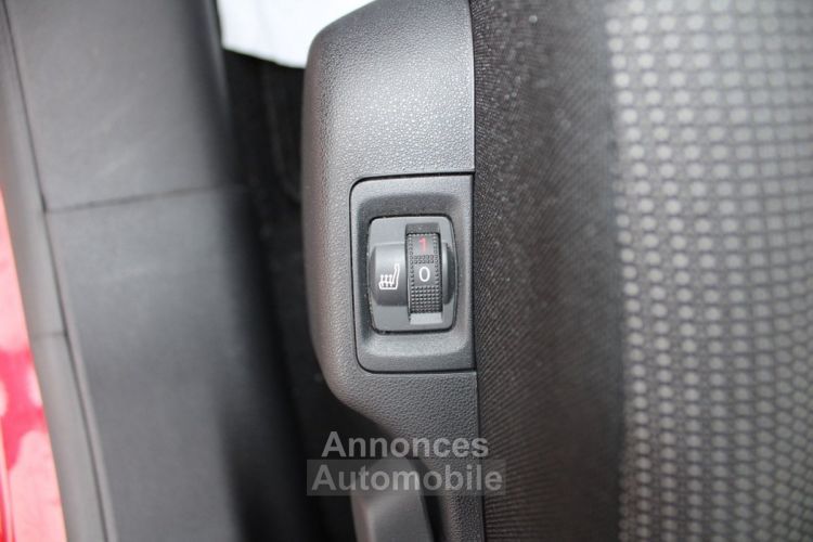 Citroen C3 PHASE 4 SHINE BICOLOR 1L2 ESSENCE 83 GPS LINK RÉGULATEUR BLUETOOTH FULL LEDS CLIM AUTO - <small></small> 13.990 € <small>TTC</small> - #18