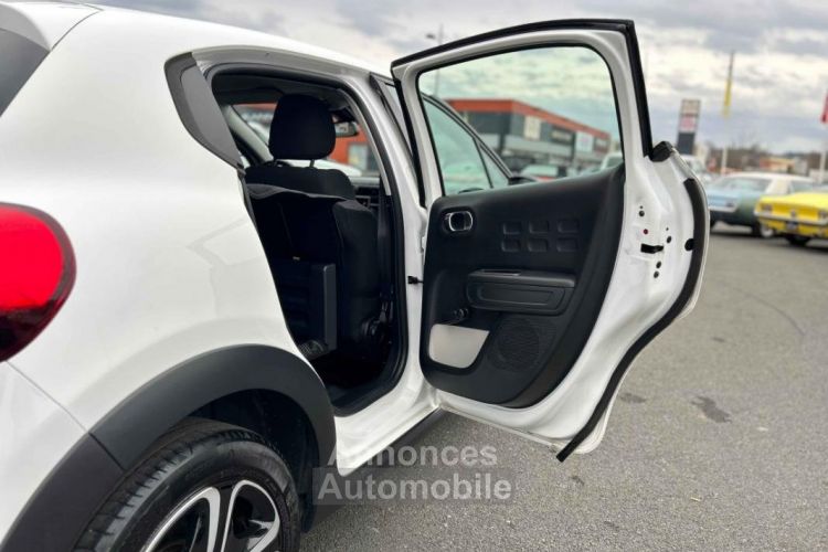 Citroen C3 SOCIETE BLUEHDI 100 SetS BVM FEEL NAV - <small></small> 10.290 € <small>TTC</small> - #40