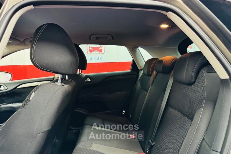 Citroen C4 110 BVM Millenium 96.000 km - <small></small> 6.990 € <small>TTC</small> - #10