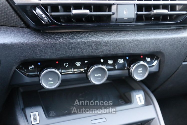 Citroen C4 1.2 PureTech - 130 S&S - BV EAT 8 2023 Shine - <small></small> 23.900 € <small></small> - #30