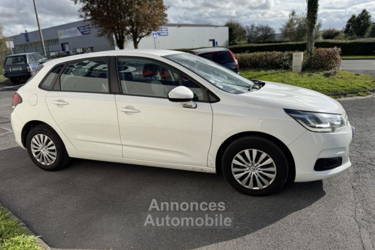 Citroen C4 1.2i 110cv  Live - Garantie 12 mois - <small></small> 6.990 € <small>TTC</small> - #12