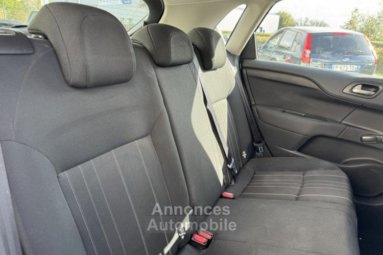 Citroen C4 1.2i 110cv  Live - Garantie 12 mois - <small></small> 6.990 € <small>TTC</small> - #18