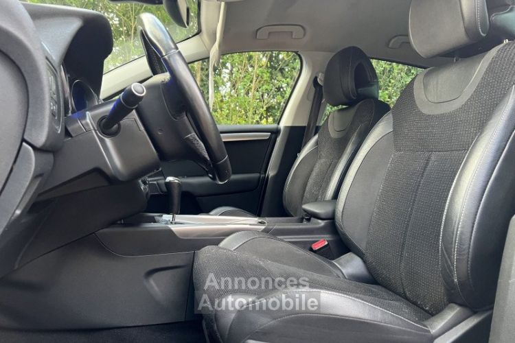 Citroen C4 1.6 HDI 115CH EXCLUSIVE + AUTOMATIQUE 71.000KM 1ERE MAIN - <small></small> 11.490 € <small>TTC</small> - #16