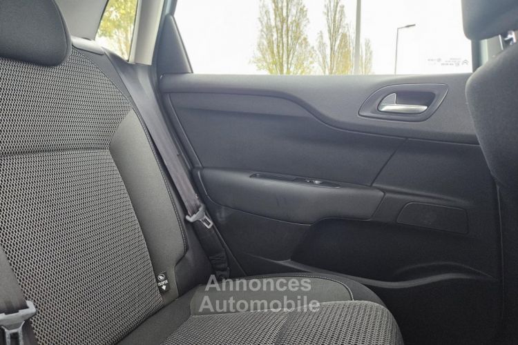 Citroen C4 1.6 HDi - 90 BERLINE Exclusive - <small></small> 10.980 € <small>TTC</small> - #34