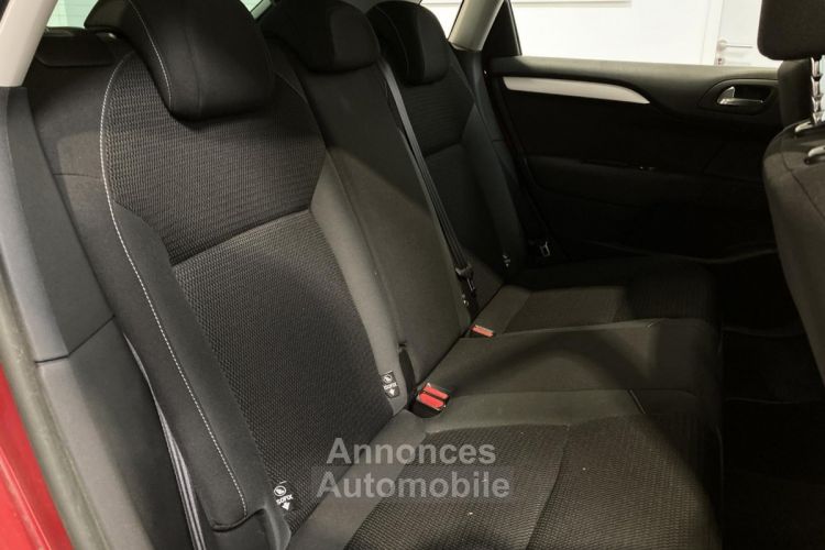 Citroen C4 1.6 VTi 120 CH Confort - <small></small> 7.490 € <small>TTC</small> - #17