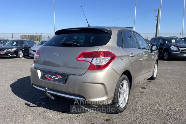 Citroen C4 1.6 VTI 120CH CONFORT BVA - <small></small> 7.990 € <small>TTC</small> - #2