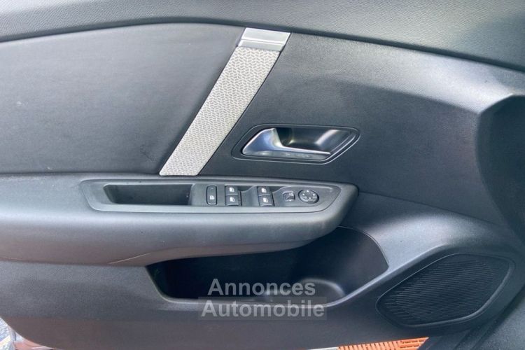 Citroen C4 BlueHDi 130 EAT8 MAX GPS Caméra 360° Chargeur Induction - <small></small> 23.490 € <small>TTC</small> - #34