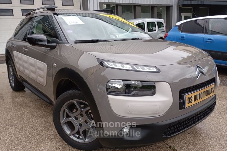 Citroen C4 Cactus 1.2 82cv led navigation 19.900klm seulement Crit air 1 garantie 12 mois 9990 dispo dessuit - <small></small> 9.990 € <small>TTC</small> - #2