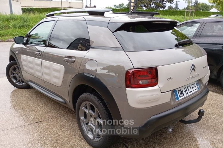 Citroen C4 Cactus 1.2 82cv led navigation 19.900klm seulement Crit air 1 garantie 12 mois 9990 dispo dessuit - <small></small> 9.990 € <small>TTC</small> - #3