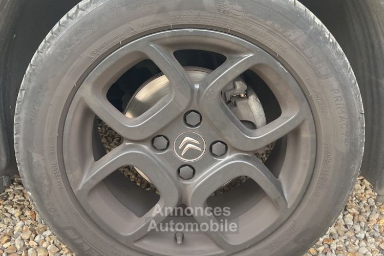 Citroen C4 Cactus 1.2 PURETECH 110 S&S SHINE *KIT DE DISTRIBUTION REMPLACE* - <small></small> 7.990 € <small>TTC</small> - #31