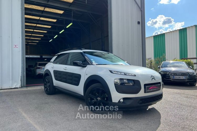 Citroen C4 Cactus 82ch ETG Shine Edition - DISTRIB OK - CAM - TOIT PANO - SGES CHAUFF - <small></small> 8.990 € <small>TTC</small> - #9