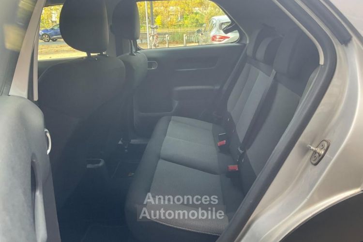 Citroen C4 Cactus Citroën 1.2 82CH FEEL EDITION COURROIE CHANGE CAMERA DE RECUL - <small></small> 7.390 € <small>TTC</small> - #9