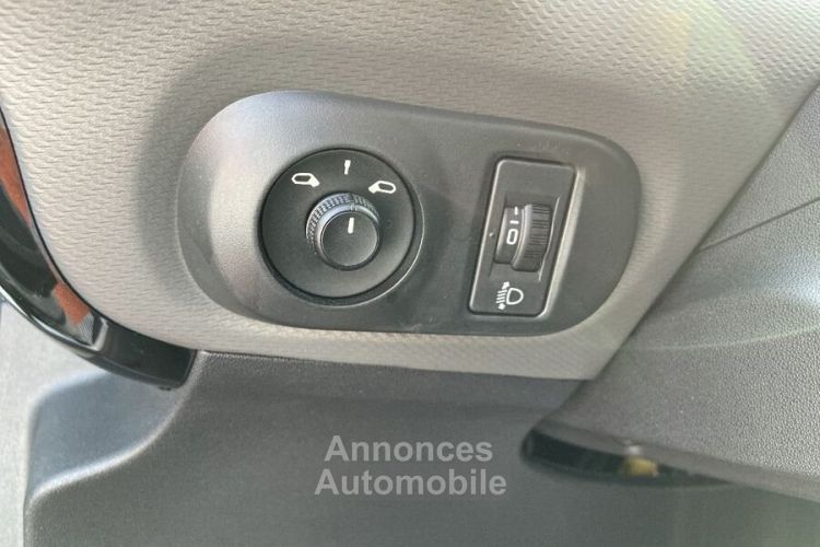 Citroen C4 Cactus SOCIETE BlueHDi 100 FEEL NAV GPS Caméra JA 16