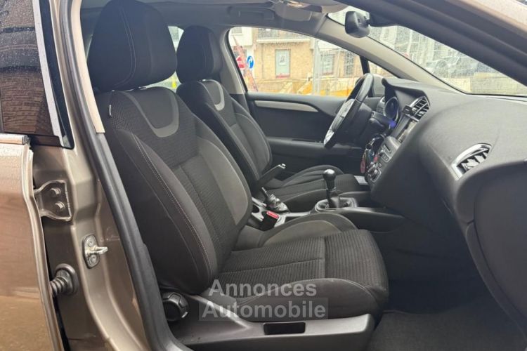 Citroen C4 Citroën 1.2 PURETECH 110CH MILLENIUM PARK ASSIST ENTRETIEN CONSTRUCTEUR - <small></small> 9.490 € <small>TTC</small> - #13