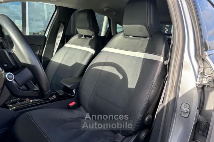 Citroen C4 Citroën 1.5 BLUEHDI 130 CH SHINE PACK EAT8 HOUSSE DE SIEGE - <small></small> 19.490 € <small>TTC</small> - #11