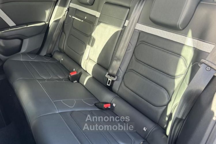 Citroen C4 Citroën 1.5 BLUEHDI 130 CH SHINE PACK EAT8 HOUSSE DE SIEGE - <small></small> 19.490 € <small>TTC</small> - #13