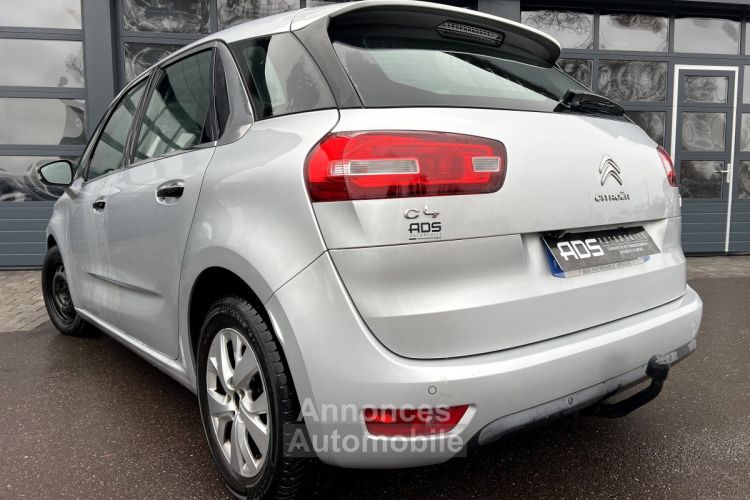 Citroen C4 Citroën II 1.6 HDi115 FAP Sélection 5p - <small></small> 8.990 € <small>TTC</small> - #4