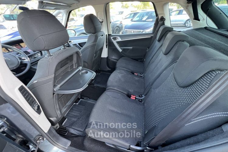 Citroen C4 Citroën Picasso 1.6 HDI 110ch Business 1erMain Clim Régulateur GPS DistriOK - <small></small> 5.990 € <small>TTC</small> - #21