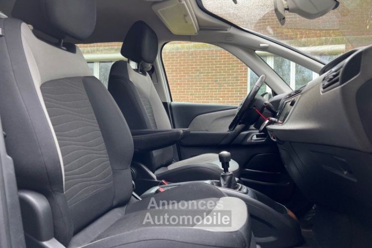 Citroen C4 Grand Picasso 1.6 HDI 115CH EXCLUSIVE 04/2014 - 7 PLACES - GPS - CAMERA - <small></small> 6.990 € <small>TTC</small> - #14