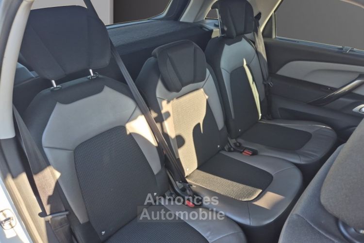 Citroen C4 Grand Picasso PureTech 130 SS Exclusive Garantie 12 mois - <small></small> 8.980 € <small>TTC</small> - #14