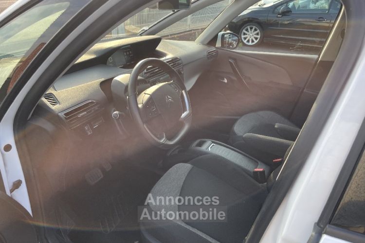 Citroen C4 GRAND SPACETOURER 1.2 130 SetS EAT8 Feel - <small></small> 15.499 € <small>TTC</small> - #10