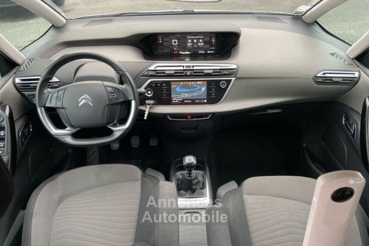 Citroen C4 GRAND SPACETOURER BlueHDi 130 BV6 C-SERIES GPS Caméra 7 PL - <small></small> 18.950 € <small>TTC</small> - #23