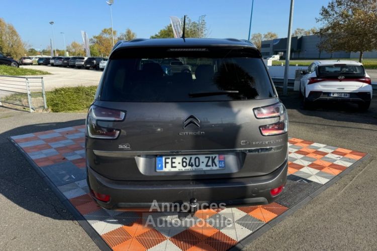 Citroen C4 GRAND SPACETOURER BlueHDi 130 BV6 SHINE Toit Pano GPS Caméra Attelage 7pl - <small></small> 14.450 € <small>TTC</small> - #6