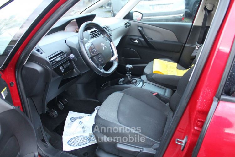 Citroen C4 GRAND SPACETOURER ESSENCE BOITE 6V 130 CV RÉGULATEUR BLUETOOTH CAMÉRA 360 GPS JA 17 LEDS 7 PLACE - <small></small> 12.400 € <small>TTC</small> - #8