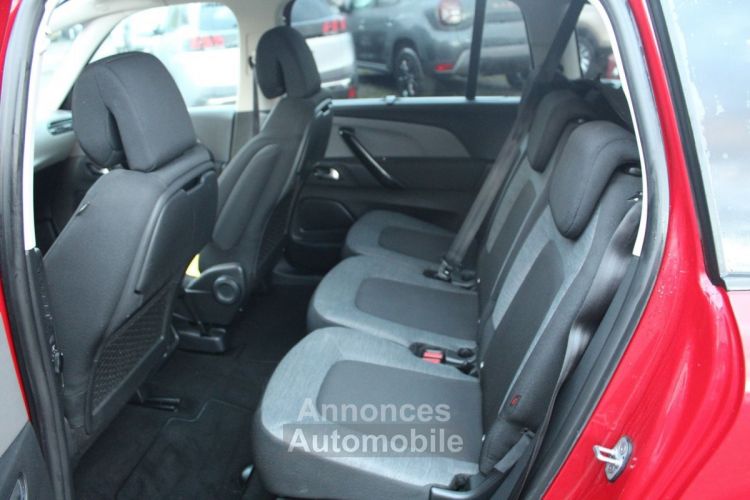 Citroen C4 GRAND SPACETOURER ESSENCE BOITE 6V 130 CV RÉGULATEUR BLUETOOTH CAMÉRA 360 GPS JA 17 LEDS 7 PLACE - <small></small> 12.400 € <small>TTC</small> - #9